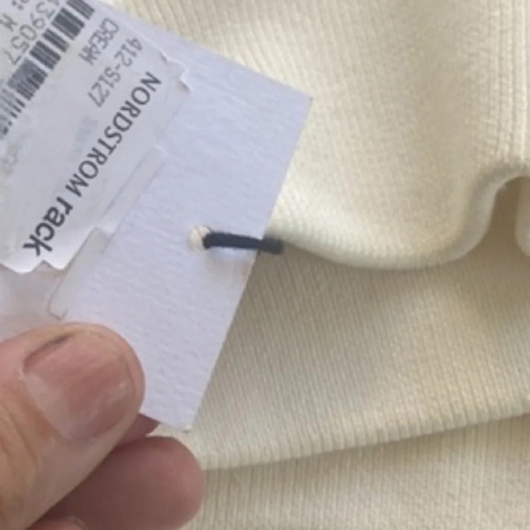 Bailey 44 stern sweater skirt in cream medium NWT - Picture 11 of 12